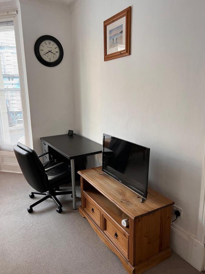 Lovely - 1 Bedroom Flat In Hastings Town Centre エクステリア 写真