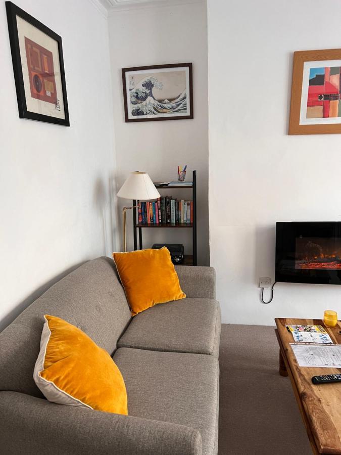 Lovely - 1 Bedroom Flat In Hastings Town Centre エクステリア 写真