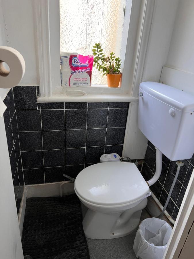 Lovely - 1 Bedroom Flat In Hastings Town Centre エクステリア 写真