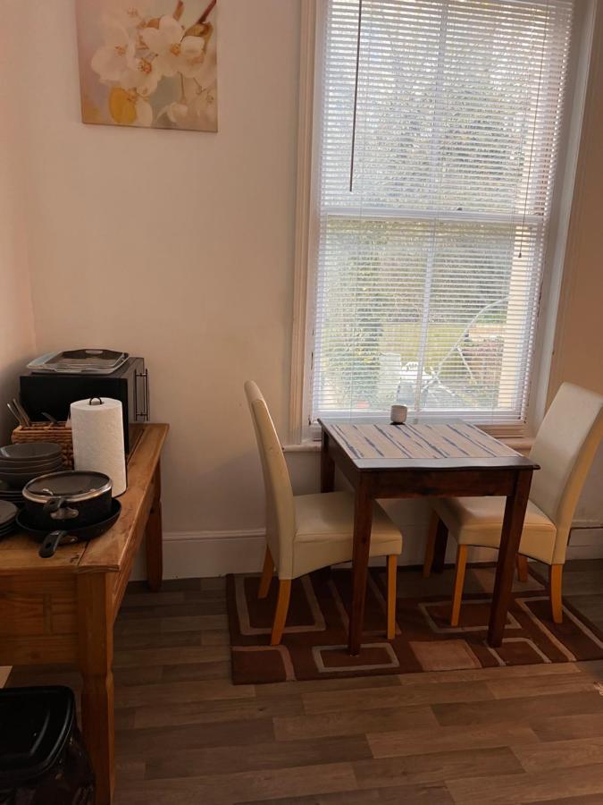 Lovely - 1 Bedroom Flat In Hastings Town Centre エクステリア 写真